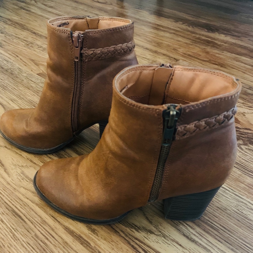 Esprit ankle booties!